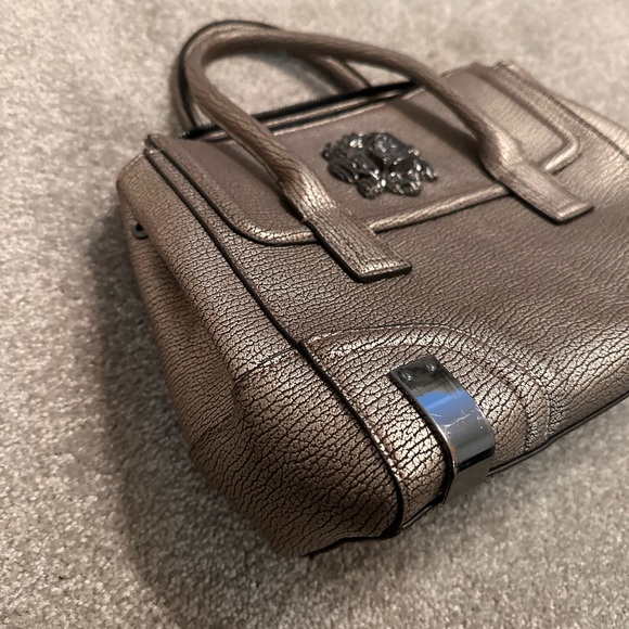 Lion head brand new gold bag - Picture 4 of 5